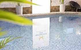 Готельно-Ресторанний Комплекс Мисливський Двір